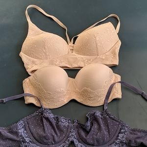 Lacy bra bundle, 32C
